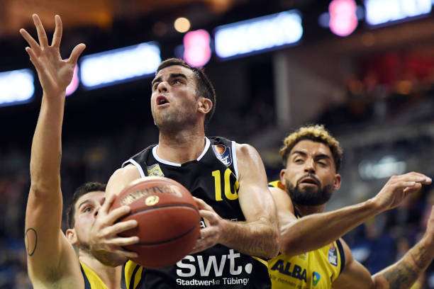 海海港令人 海海港令人