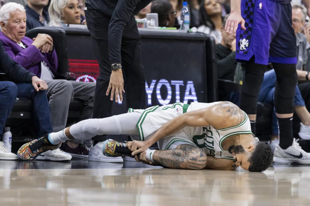 要求后防球 要求后防球