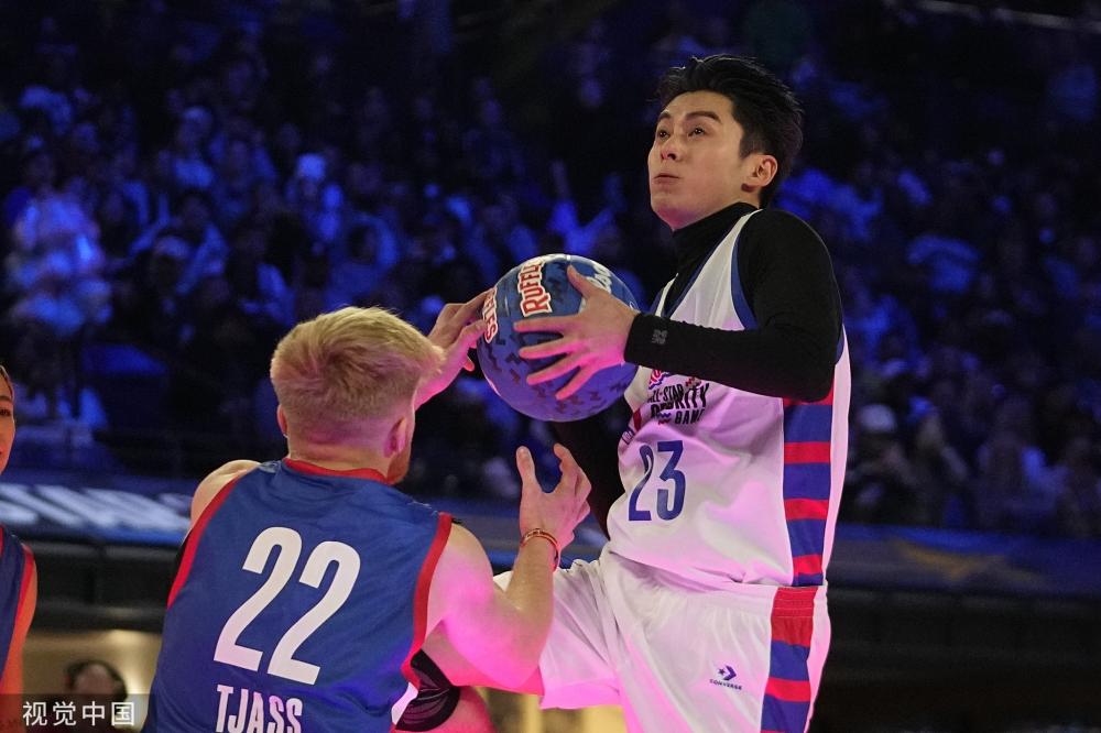 首次正面对 首次正面对